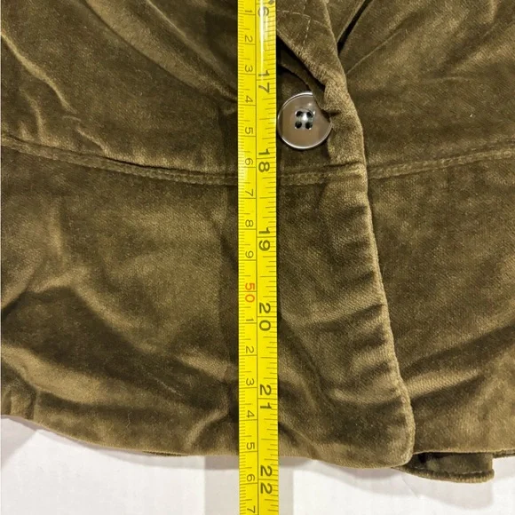 Vintage Olive Green Velvet Blazer with Notched Lapels and Fitted Silhouette Sz 8 - Picture 4 of 9